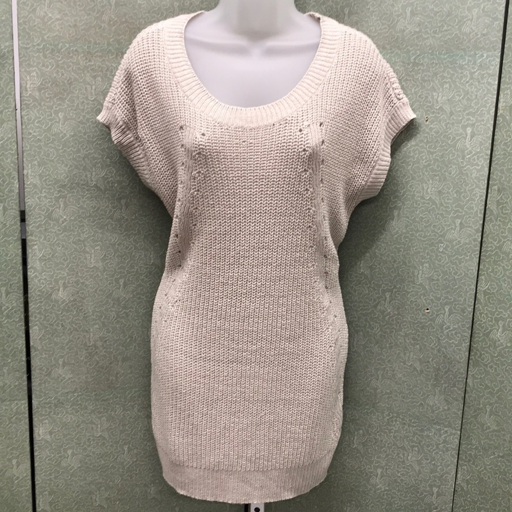 NWOT Ana beige oversized sweater incredible feel ⭐️